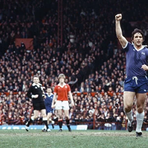 Everton footballer Bob Latchford in action during the League Division One match against