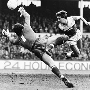 Everton footballer Kevin Sheedy on the ball during the English League Division One match