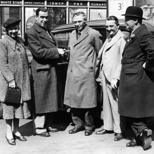 Everton footballer William Dixie'Dean with local dignitaries in Liverpool