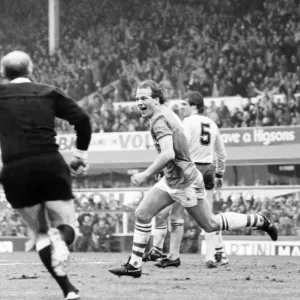 Everton v. Arsenal. March 1985 MF20-13-007 The final score was a two nil victory Everton v. Arsenal. March 1985 MF20-13-007 The final score was a two nil victory