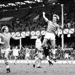 Everton v. Notts County. February 1984 MF14-01 The final score was a four one victory to