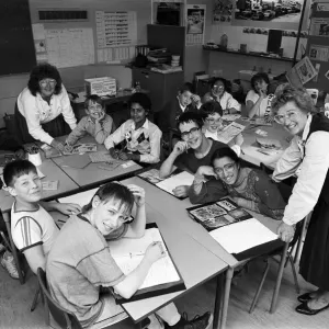 Ravenshall School Students Analyze The Examiner Print