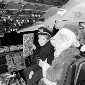 Examiner Womens Circle special Christmas Flight - Santa in the Boeing 757 flying Examiner Womens Circle special Christmas Flight - Santa in the Boeing 757 flying