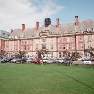 Exterior of the Royal Victoria Infirmary hospital, Newcastle. 3rd April 1996 Exterior of the Royal Victoria Infirmary hospital, Newcastle. 3rd April 1996