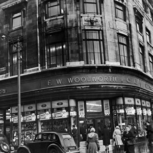 F W Woolworth store on the corner of Oldham Street and Piccadilly, Manchester