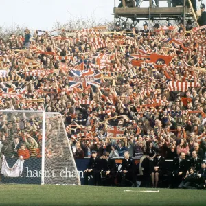 FA Cup 6th Round Print: Arsenal at Brisbane Road, 1972 FA Cup 6th Round Print: Arsenal at Brisbane Road, 1972