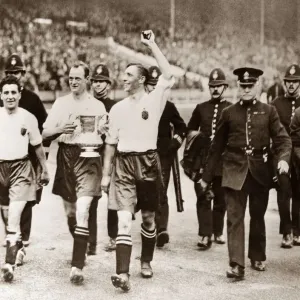 FA Cup Final 1929 Bolton v Portsmouth Billy Butler FA Cup Final 1929 Bolton v Portsmouth Billy Butler