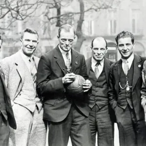 FA Cup Final 1929 Bolton v Portsmouth Harry Nuttall R Pym Jimmy Seddon Bob FA Cup Final 1929 Bolton v Portsmouth Harry Nuttall R Pym Jimmy Seddon Bob