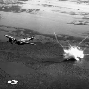 En una famosa escuela de armamento aéreo en el este de Inglaterra, los bombarderos que han demostrado.