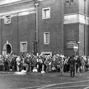 Fans of Genesis queueing up outside Newcastle City Hall for tickets