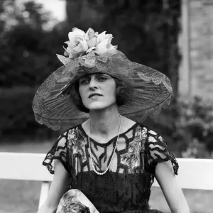 1921 Fashions for Henley Print by Miss Sara Sample 1921 Fashions for Henley Print by Miss Sara Sample