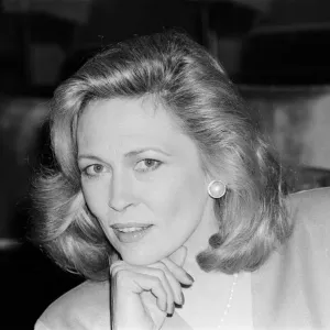 Faye Dunaway is set to star in a play at Londons Wyndham Theatre. 17th July 1986