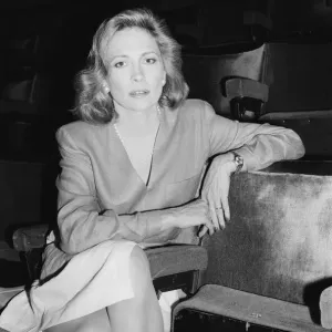 Faye Dunaway is set to star in a play at Londons Wyndham Theatre. 17th July 1986