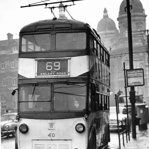 February 3, 1962 The last day that trolleybuses ran along Anlaby Road. No 69 trolleybus February 3, 1962 The last day that trolleybuses ran along Anlaby Road. No 69 trolleybus