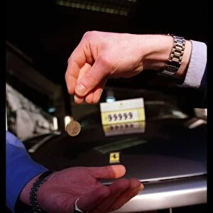 Ferrari 456 GT Car December 1999 one pound coin changes hands