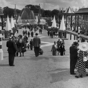 Festival of Britain 1951 Pleasure Gardens at Battersea Print