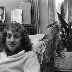 Fighting fit and ready to go - that was pop star Noddy Holder, leader singer of Slade Fighting fit and ready to go - that was pop star Noddy Holder, leader singer of Slade