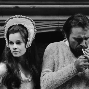 Film Anne of a Thousand Days 1969 Actors Richard Burton and Genevieve Bujold Film Anne of a Thousand Days 1969 Actors Richard Burton and Genevieve Bujold