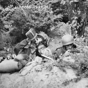 First action pictures of the British airborne forces in Holland First action pictures of the British airborne forces in Holland