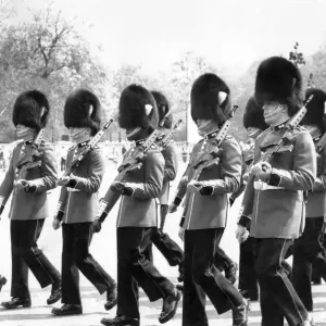 First Ethnic Guardsman on Duty Print: Buckingham Palace 1988 First Ethnic Guardsman on Duty Print: Buckingham Palace 1988