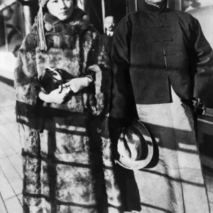 Sun Yat-sen Arrives at Kobe Port Print 1924