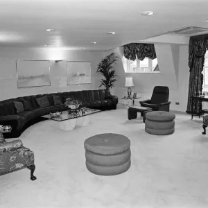 A flat in Knightsbridge which has just gone on sale for £1, 750, 000 A flat in Knightsbridge which has just gone on sale for £1, 750, 000