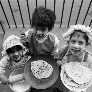 Flour faces... Dorothy Mashi (left), Raminder Singh (centre Flour faces... Dorothy Mashi (left), Raminder Singh (centre