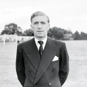 Alex Massie Aston Villa Manager Print 1945-1950 Alex Massie Aston Villa Manager Print 1945-1950