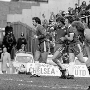 Football: Chelsea (2) vs. Luton (0). April 1977 77-02023-009