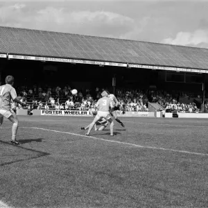 Football match, Reading v Blackpool, final score 1-0 to Reading. League Division Three Football match, Reading v Blackpool, final score 1-0 to Reading. League Division Three