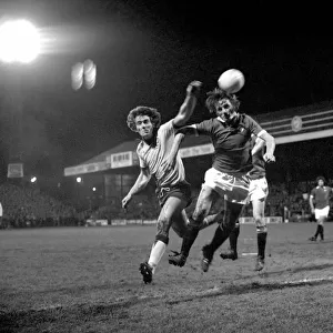 Football: Norwich F. C. (1) v. Manchester United F. C. (0). January 1975 75-00414-026
