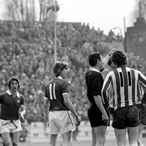 Football: Southampton F. C. vs. Manchester City United F. C. April 1975 75-1785-026
