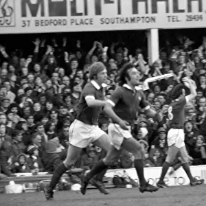 Football: Southampton F. C. vs. Manchester City United F. C. April 1975 75-1785-019