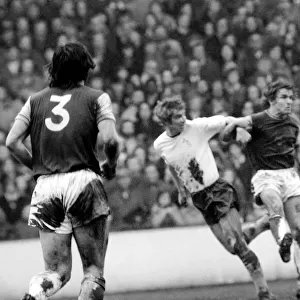Football: West Ham F. C. v. Burnley. West Ham (2) v. Burnley (1). March 1975 75-01466-067