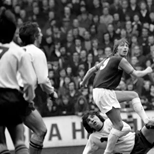 Football: West Ham F. C. v. Burnley. West Ham (2) v. Burnley (1). March 1975 75-01466-032