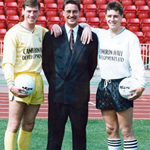Footballer Derek Bell of Gateshead FC (right). 15th August 1991