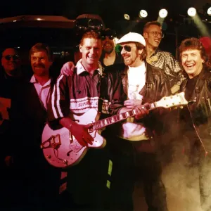 Footballer Paul Gascoigne - Gazza Paul Gascoigne with the band Lindisfarne 29