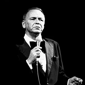Frank Sinatra - March 1977 playing at the Royal Albert Hall
