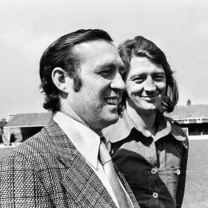 Frank Worthington Signs for Leicester FC, August 1972 Print Frank Worthington Signs for Leicester FC, August 1972 Print