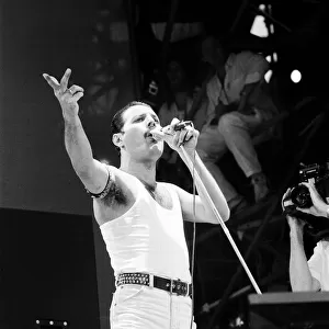 Freddie Mercury, lead singer of British rock group Queen