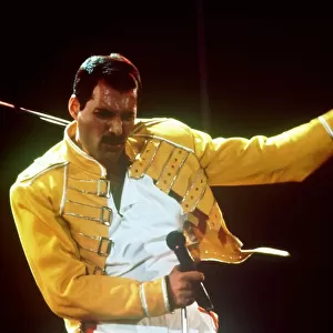 Freddie mercury Queen pop group Wembly concert 1980s Freddie Mercury