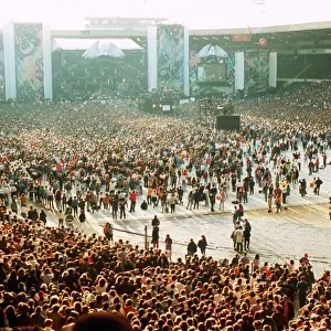 The Freddie Mercury Tribute at Wembley stadium Dbase msi 1990s Freddie