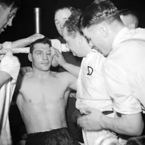 Freddie Mills v Bruce Woodcock in 1950 Woodcock sustaining a large cut eye for his