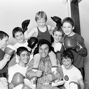 Freddie Starr, Comedian, pictured with young children, January 1981