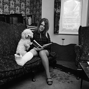 Friday the 13th wasn t a lucky day for 20-year-old singer Sandy Denny