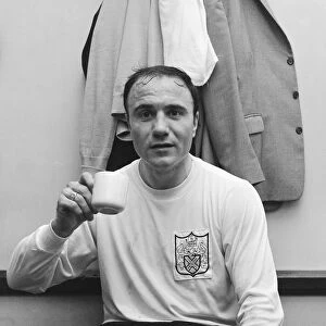 Fulham Reserves v. Metropolitan Police at Imber Court. George Cohen having a cup of