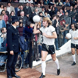 Fulhams Rodney Marshleads walks out with teammate George Best for the League Division One