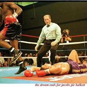 Gary Jacobs put on floor by Pernell Whitaker