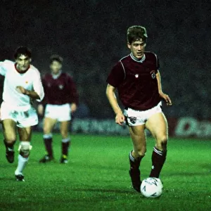 Gary MacKay in action for Hearts Hearts versus Velez Mostar UEFA Cup football