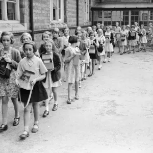 A gas mask lesson at Bromsgrove school 22nd September 1939 A gas mask lesson at Bromsgrove school 22nd September 1939